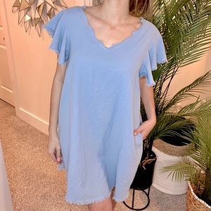 UMGEE | Frayed V-Cut Dress with Pockets